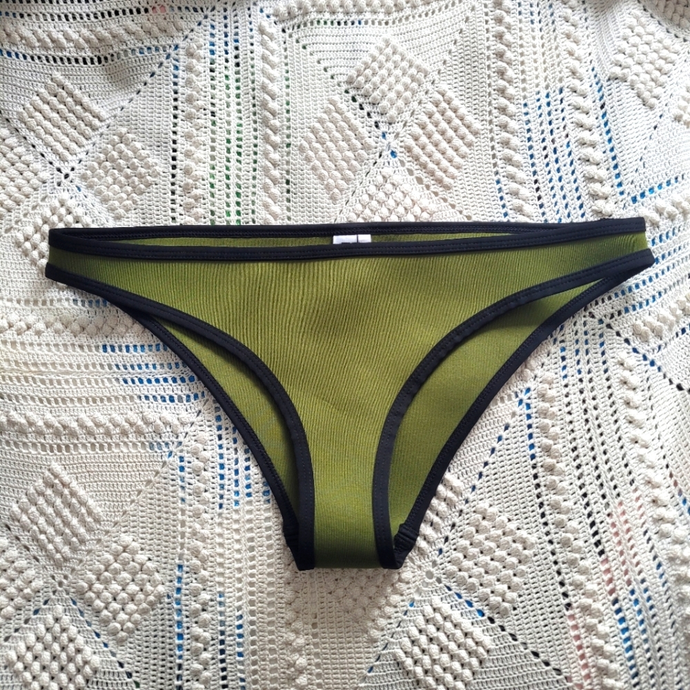 Hoaka Swimwear khaki green bikini bottom large